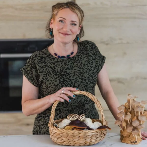 Sara Rooney - Medical Herbalist